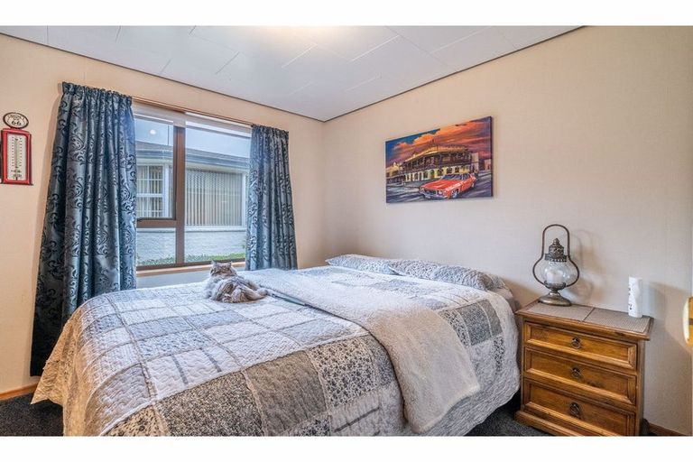 Photo of property in 22 Aotea Crescent, Gore, 9710