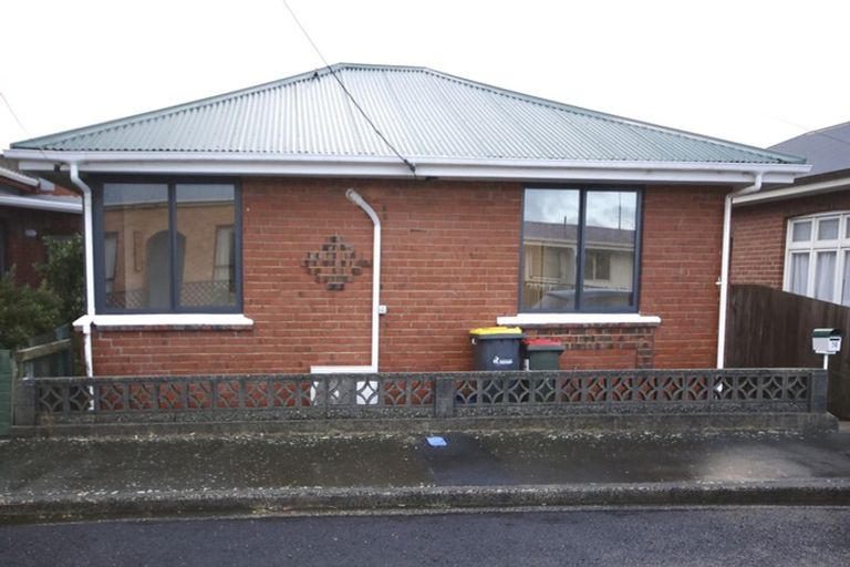 Photo of property in 76 Fingall Street, South Dunedin, Dunedin, 9012