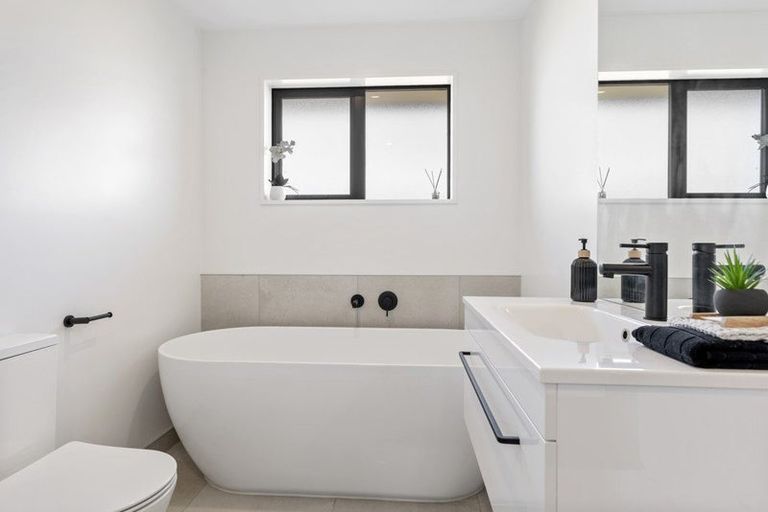 Photo of property in 18 Korimako Crescent, Rolleston, 7678