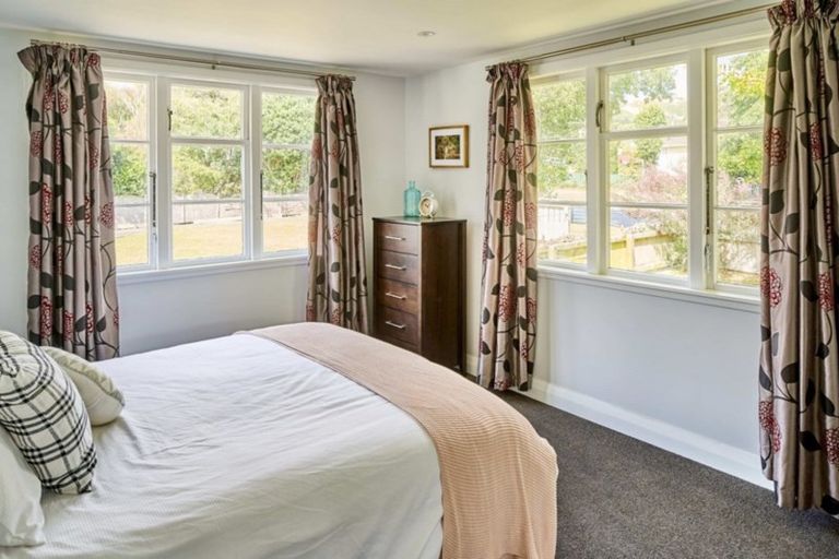 Photo of property in 31 Mungavin Avenue, Ranui, Porirua, 5024