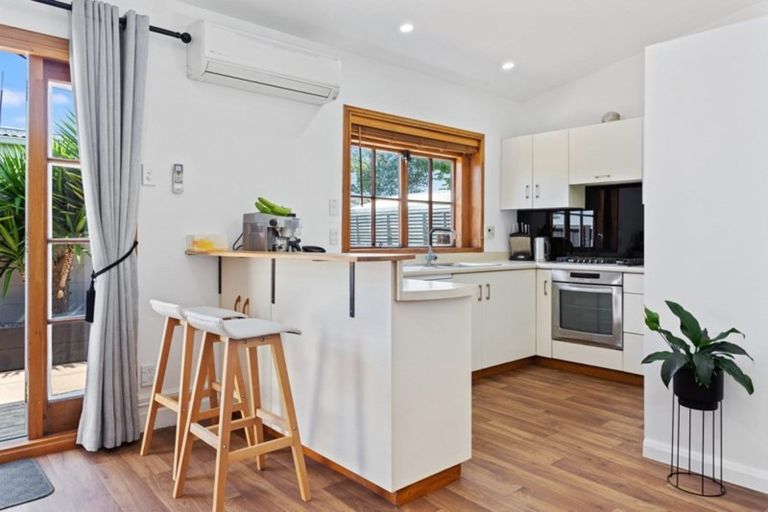 Photo of property in 95 Osborne Street, Waltham, Christchurch, 8011