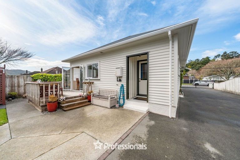 Photo of property in 59 Naenae Road, Naenae, Lower Hutt, 5011
