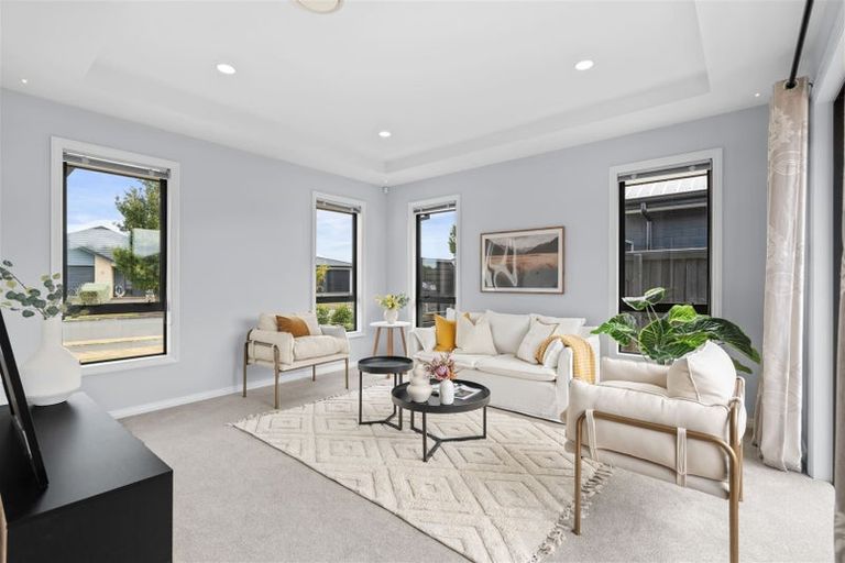 Photo of property in 33 Bronco Drive, Aidanfield, Christchurch, 8025