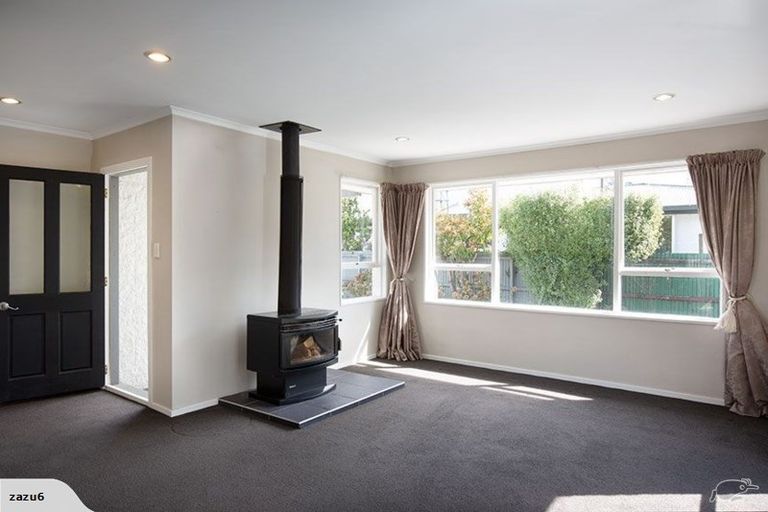 Photo of property in 32 Bracebridge Street, Kaiapoi, 7630