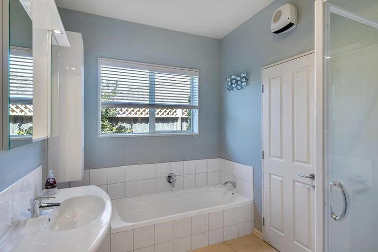 Photo of property in 57 Skyedale Drive, Harewood, Christchurch, 8051