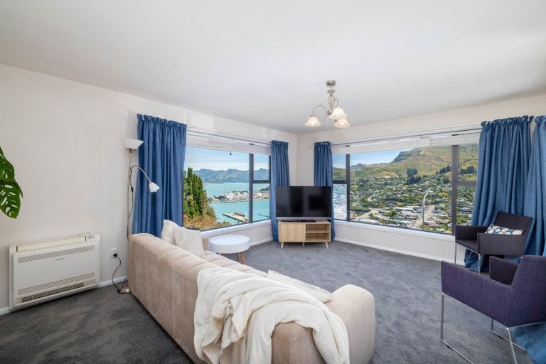 Photo of property in 10 Foster Terrace, Lyttelton, 8082