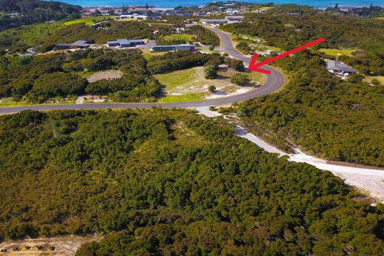 Photo of property in 117 Stratford Drive, Cable Bay, 0420