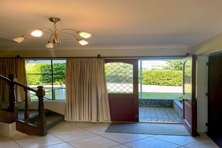 Photo of property in 1 Tudor Court, Paraparaumu Beach, Paraparaumu, 5032