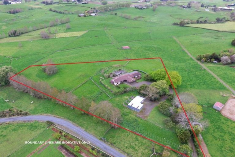 Photo of property in 8 Windleborn Road, Ngahinapouri, Hamilton, 3290