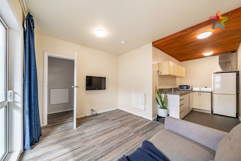 Photo of property in 4 Gainsborough Grove, Belmont, Lower Hutt, 5010