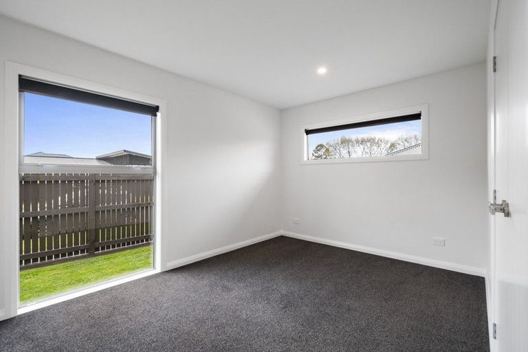 Photo of property in 2 Serenity Crescent, Kelvin Grove, Palmerston North, 4414