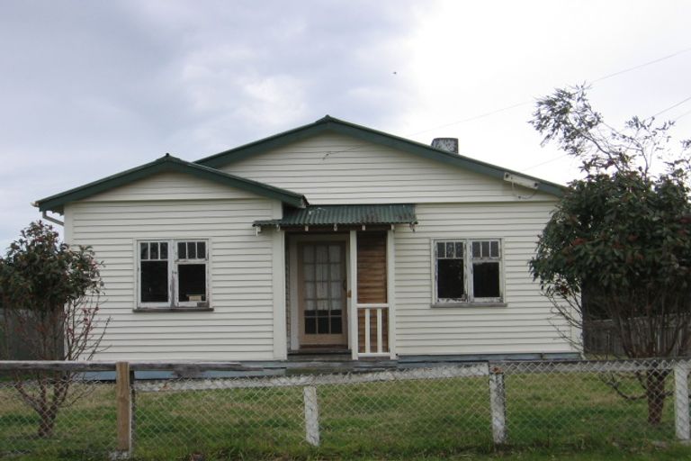 Photo of property in 5 Card Crescent, Featherston, 5710