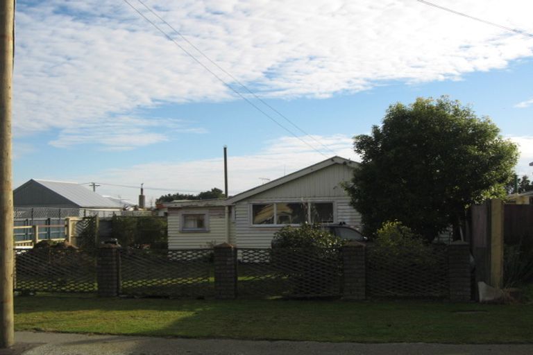 Photo of property in 12 Falcon Street, New Brighton, Christchurch, 8061