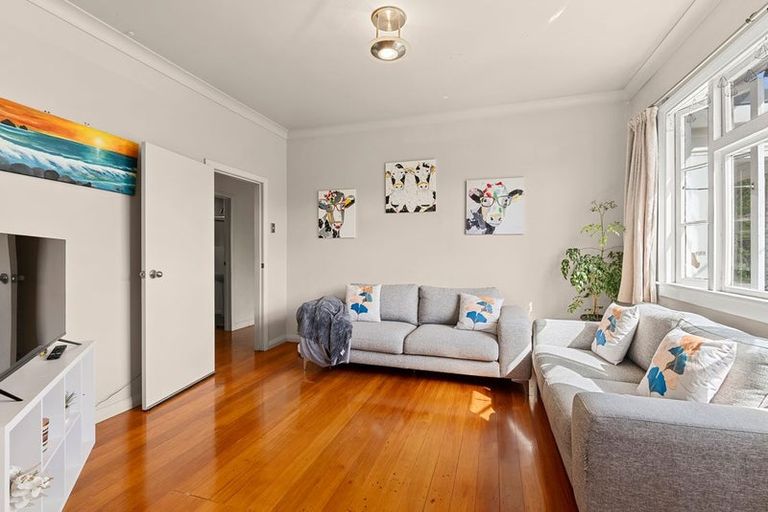 Photo of property in 66 Doone Street, Lynmouth, New Plymouth, 4310