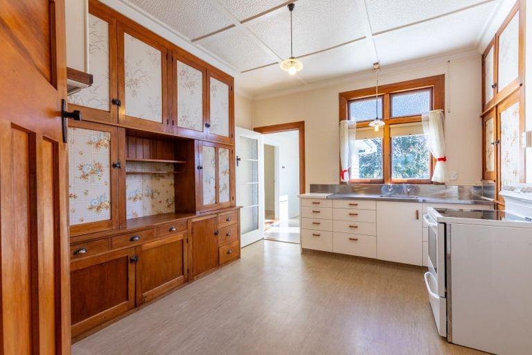 Photo of property in 4 Alma Street, Dannevirke, 4930