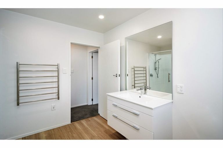 Photo of property in 2/19 Walton Street, Sydenham, Christchurch, 8023