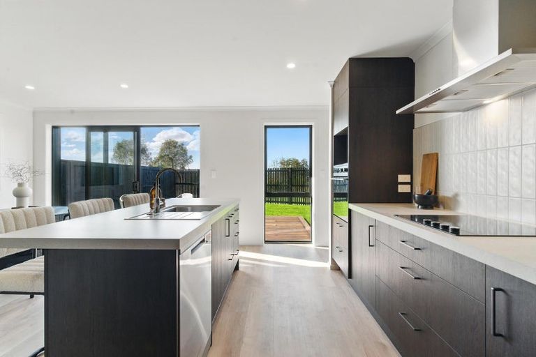 Photo of property in 14 Keri Rua Road, Leamington, 3495