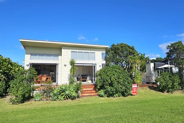 Photo of property in 143 The Fairway, Matarangi, Whitianga, 3592