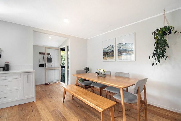 Photo of property in 27 Bethells Road, Waitakere, Auckland, 0816
