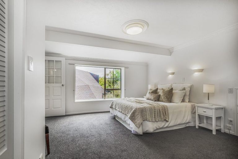 Photo of property in 2/278 Memorial Avenue, Burnside, Christchurch, 8053