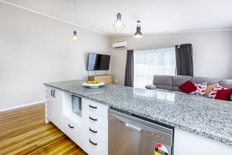 Photo of property in 1/71 Hikurangi Street, Trentham, Upper Hutt, 5018