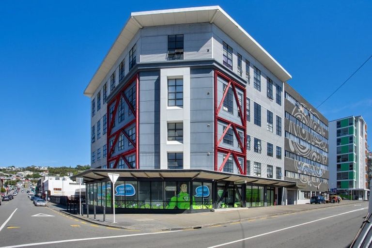 Photo of property in Urbane Apartments, 44/29 Webb Street, Mount Cook, Wellington, 6011