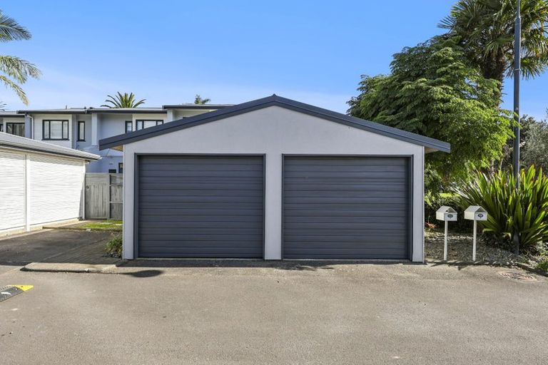 Photo of property in 105/2 Armoy Drive, East Tamaki, Auckland, 2016