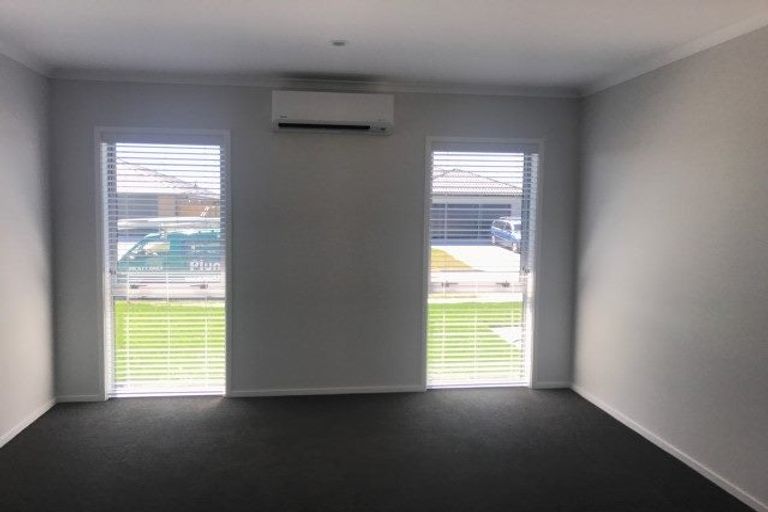 Photo of property in 17 Te Kio Crescent, Papamoa Beach, Papamoa, 3118