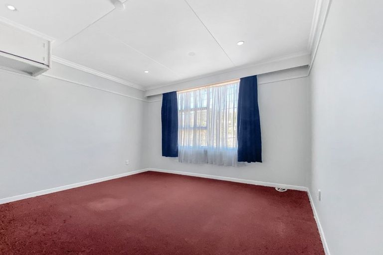 Photo of property in 151a The Parade, Island Bay, Wellington, 6023