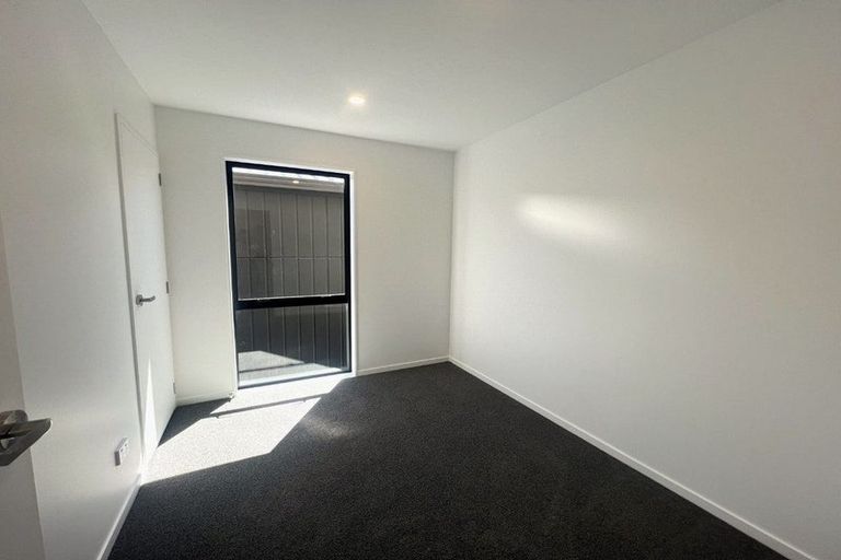 Photo of property in 71 Biokovo Street, Massey, Auckland, 0614