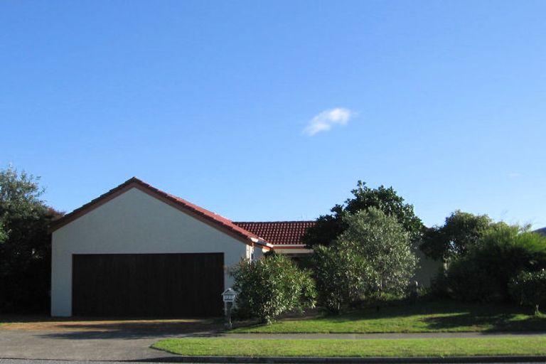 Photo of property in 127 Queens Road, Waikanae Beach, Waikanae, 5036
