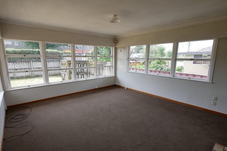 Photo of property in 55 Settlement Road, Papakura, 2110