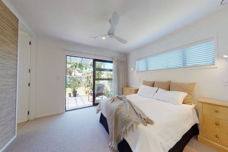 Photo of property in 2 Carter Crescent, Foxton Beach, Foxton, 4815