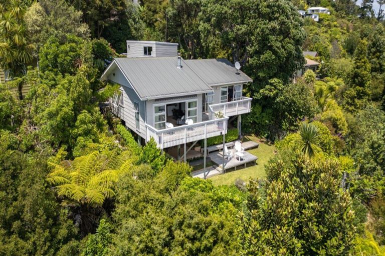 Photo of property in 9 Hillside Lane, Tairua, 3508