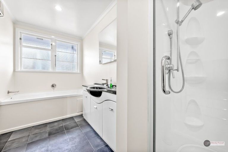 Photo of property in 1 Meadows Avenue, Waiwhetu, Lower Hutt, 5010