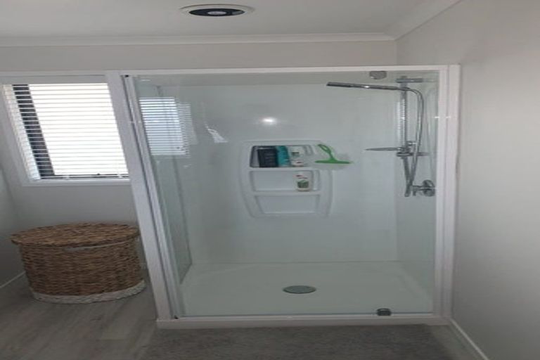 Photo of property in 28 Pakanga Grove, Pyes Pa, Tauranga, 3112