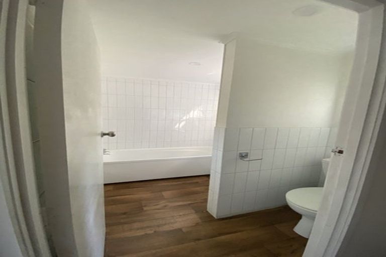 Photo of property in 38 Comins Crescent, Mission Bay, Auckland, 1071