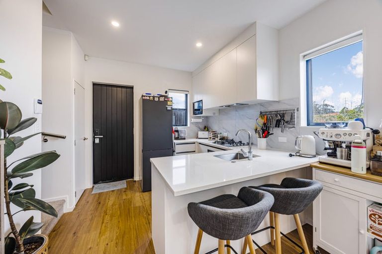 Photo of property in 56 Picturesque Drive, Flat Bush, Auckland, 2019
