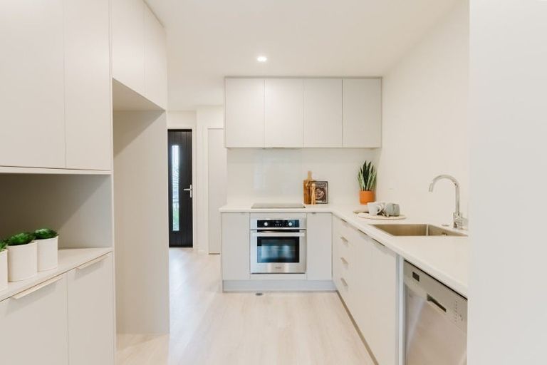 Photo of property in 29 Mcgrath Way, Taita, Lower Hutt, 5011