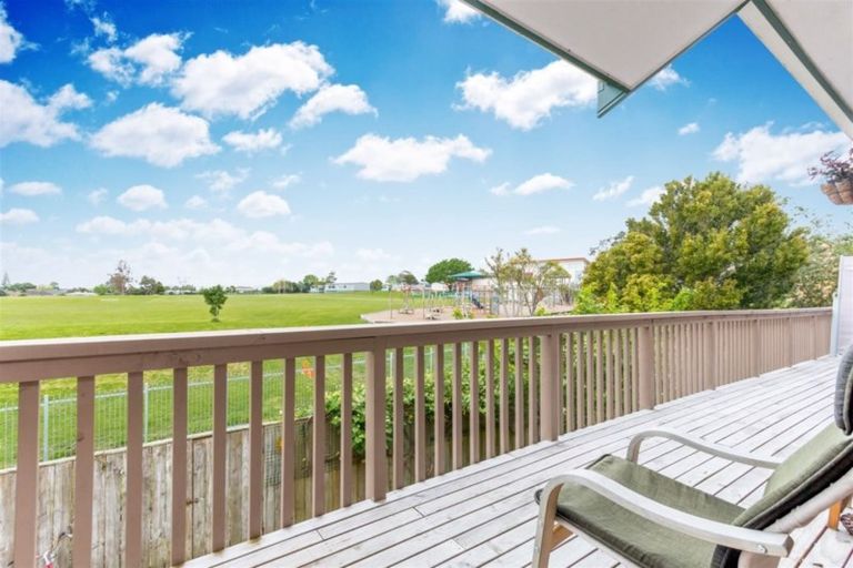 Photo of property in 1/27 St Leonards Road, Kelston, Auckland, 0602