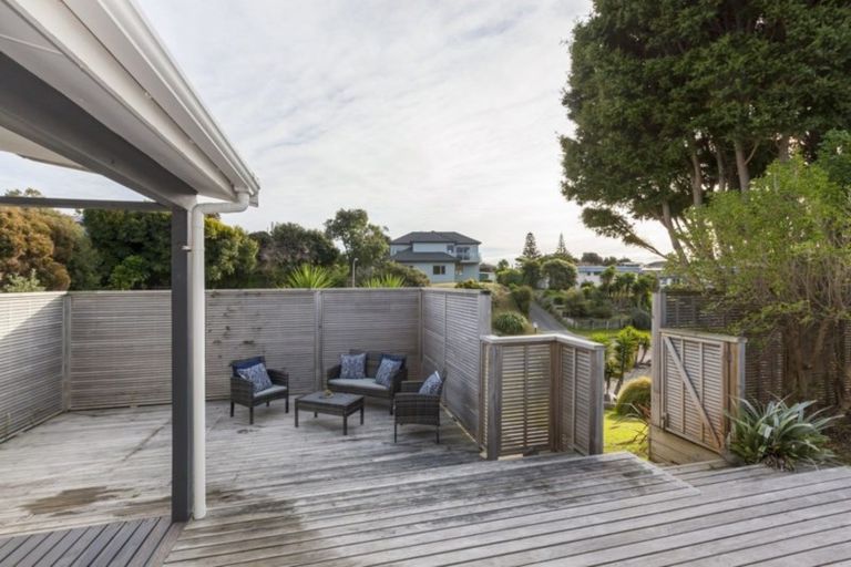 Photo of property in 13 Allen Road, Raumati Beach, Paraparaumu, 5032