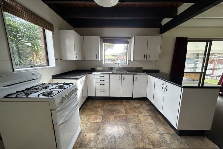 Photo of property in 1 Baton Place, Highbury, Palmerston North, 4412