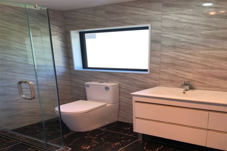 Photo of property in 11 Shibata Rise, Ranui, Auckland, 0612