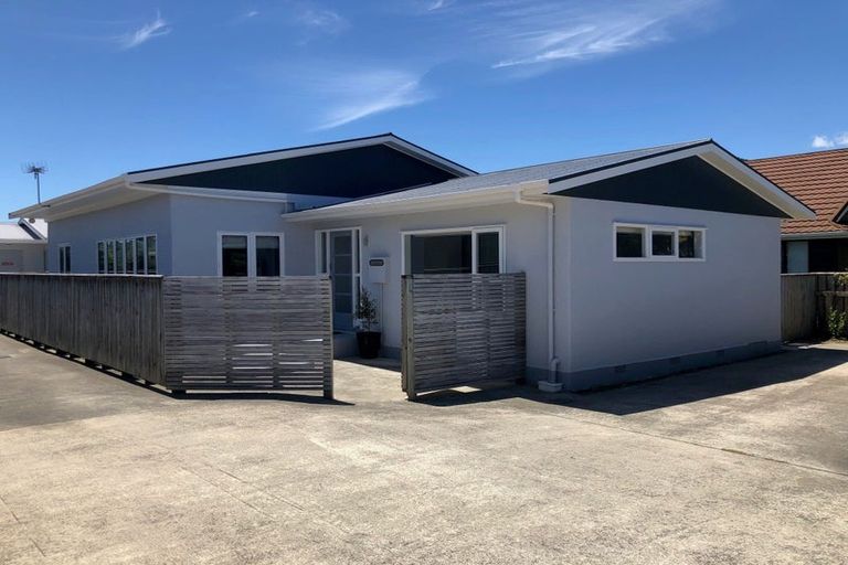 Photo of property in 7c Mclellan Street, Tawa, Wellington, 5028