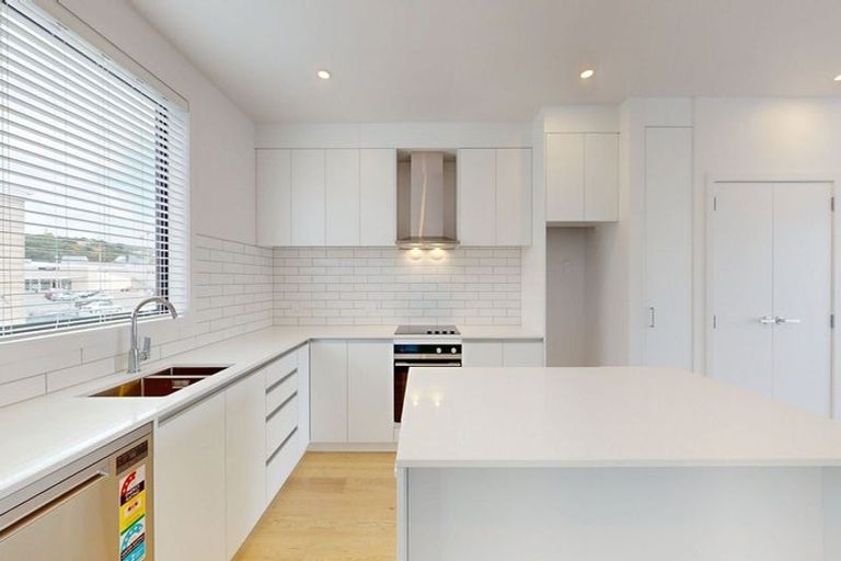 Photo of property in 53 Kamahi Place, Paraparaumu, 5032