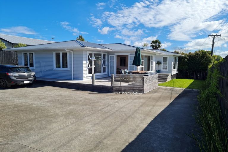 Photo of property in 286a Rangatira Road, Beach Haven, Auckland, 0626