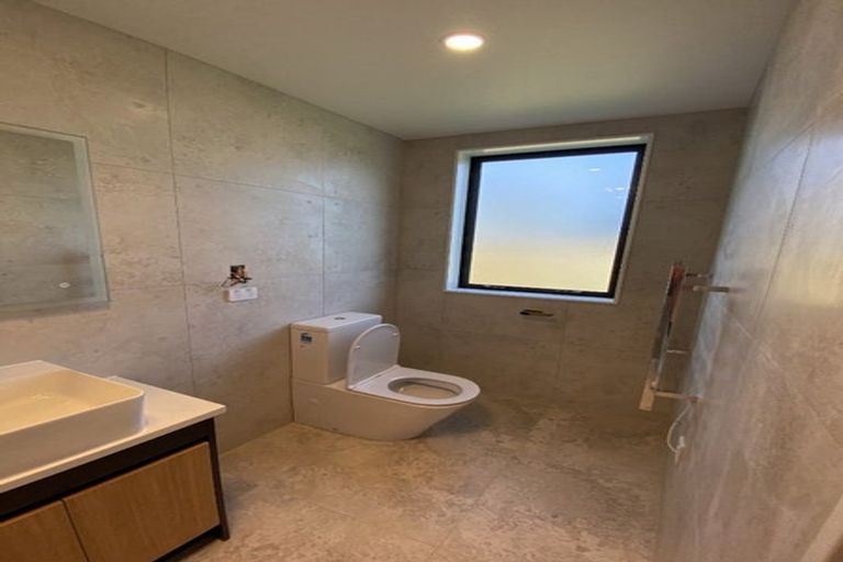 Photo of property in 5 Bendridge Street, Flat Bush, Auckland, 2019