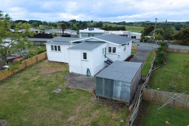 Photo of property in 100 Hurndall Street East, Maungaturoto, 0520