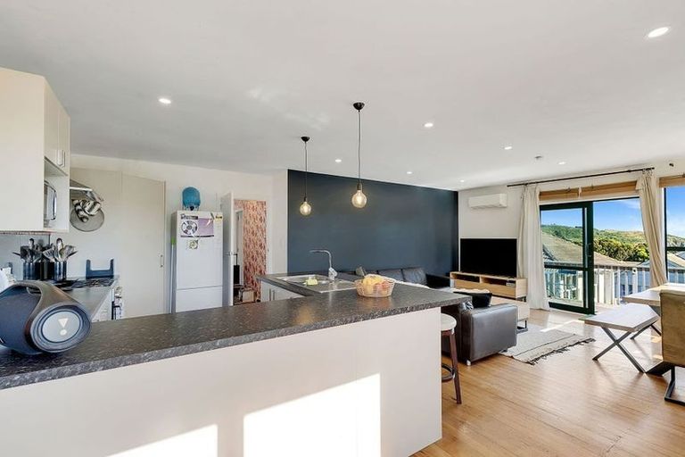 Photo of property in 14 Downes Street, Titahi Bay, Porirua, 5022