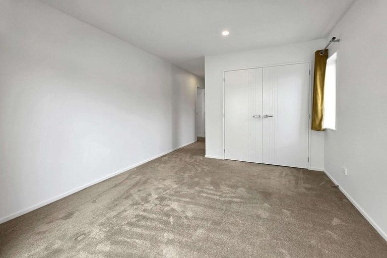 Photo of property in 40 Johns Creek Crescent, Silverdale, 0932
